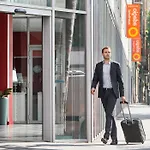Adagio Access Colombes La Defense 3*