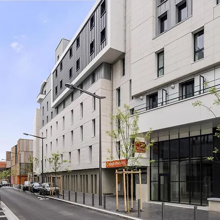 Adagio Access Colombes La Defense
