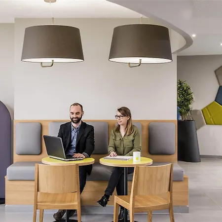 Aparthotel Adagio Access Colombes La Defense 3*