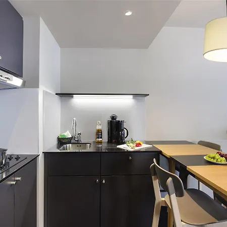 Adagio Access Colombes La Defense Aparthotel