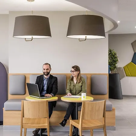 Adagio Access Colombes La Defense