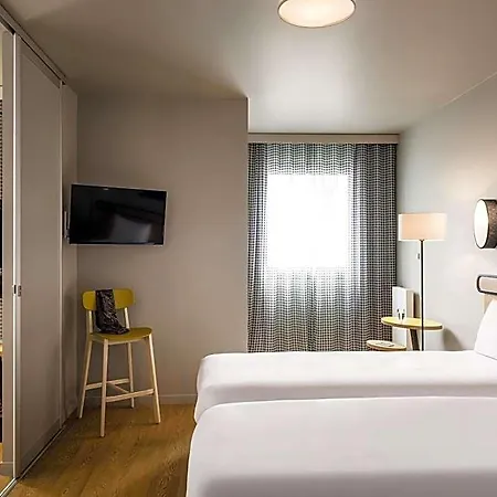 Adagio Access Colombes La Defense מלון דירות