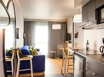 Adagio Access Colombes La Defense Aparthotel